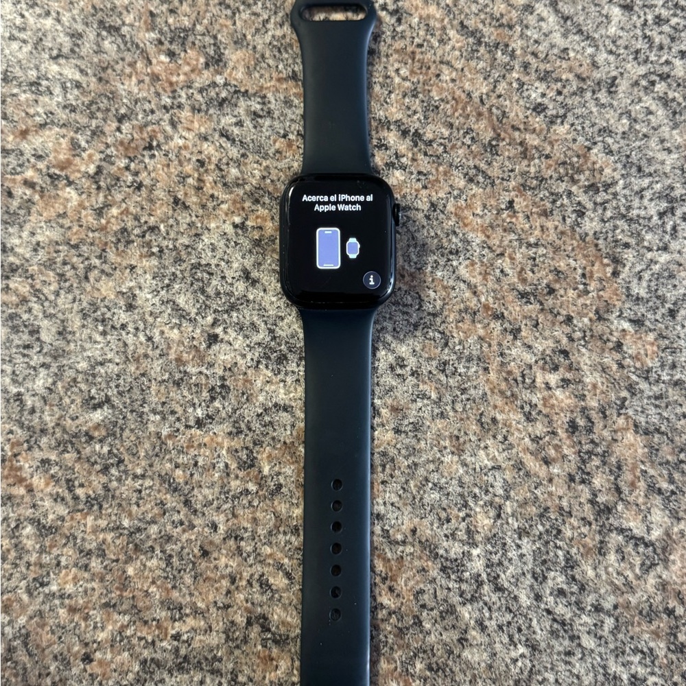 Apple Watch Series 7 45mm GPS - Picture 2 of 5